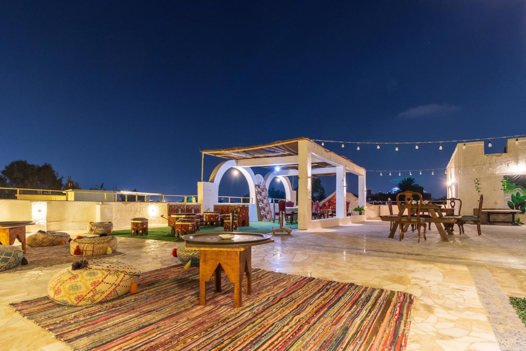 The Grand Pyramids View Hotel Kafrat al Jabal Exterior photo