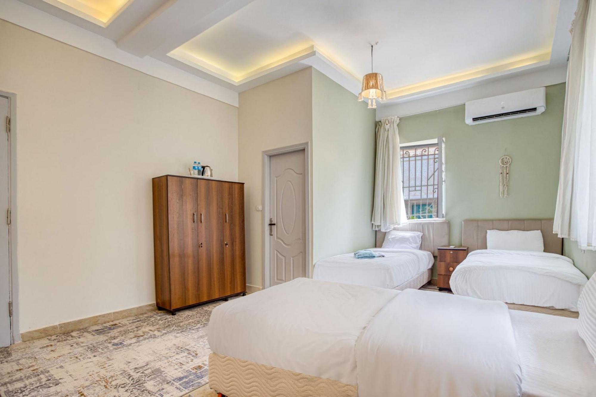 The Grand Pyramids View Hotel Kafrat al Jabal Room photo