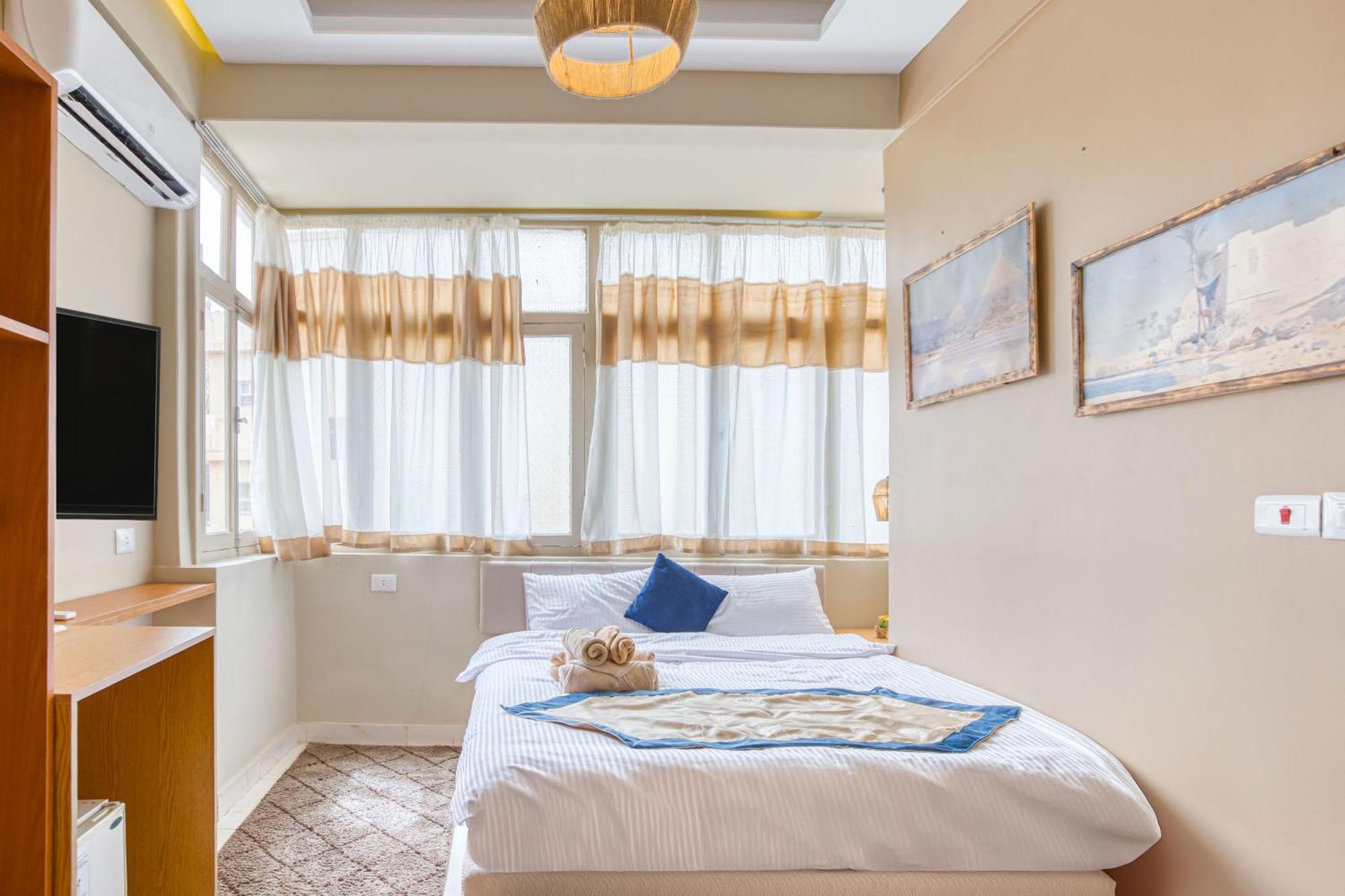 The Grand Pyramids View Hotel Kafrat al Jabal Room photo